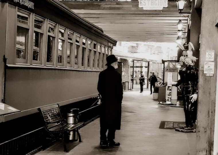 Olhares para a Estação é composta por fotografias feitas pelos alunos do curso de Fotografia Digital, do Programa UCS Sênior