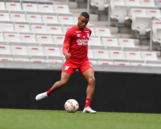 Com as finanças apertadas, Inter é superado por concorrentes no mercado