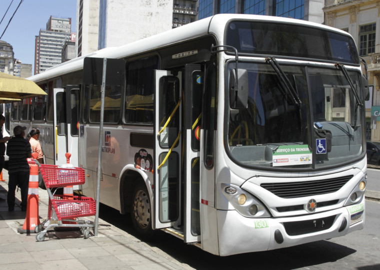 Na noite de sábado (19), Trensurb disponibilizará ônibus, conforme demanda, transportando torcedores da Estação Anchieta diretamente até Mathias Velho, das 23h30 até a 0h15