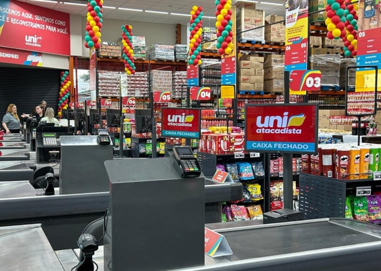 Primeira loja UniAtacadista abriu no Mathias Velho, e a segunda abre em janeiro na cidade