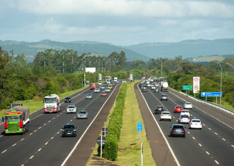Diesel ainda domina transporte de carga no Brasil