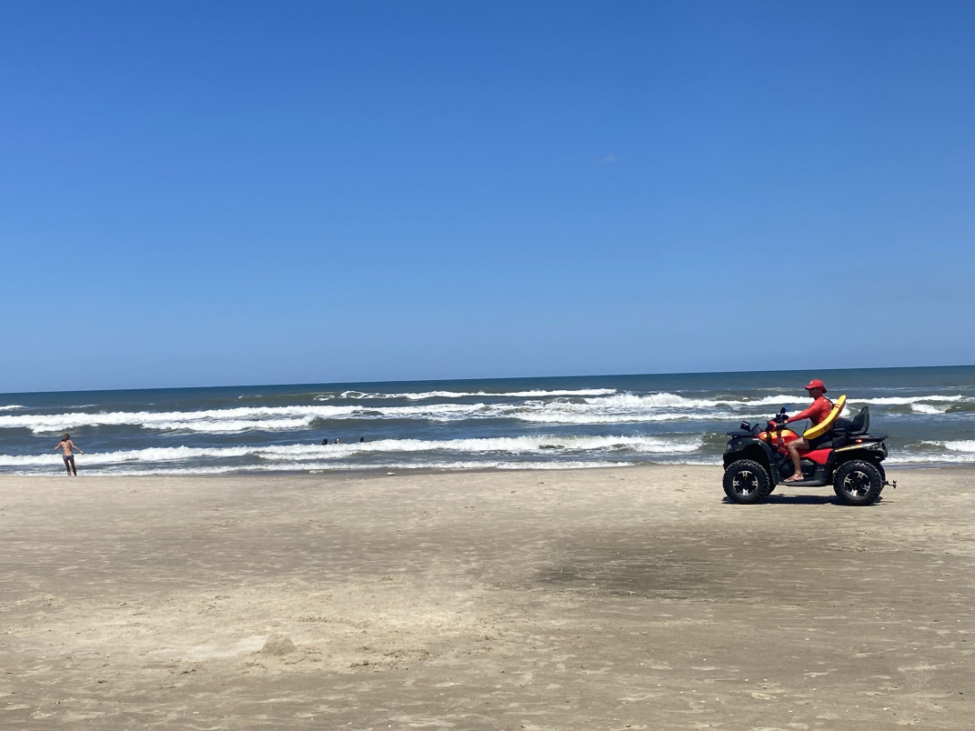 Quadriciclos modernos s&atilde;o usados pelos salva-vidas | Mauro Belo Schneider/Especial/JC