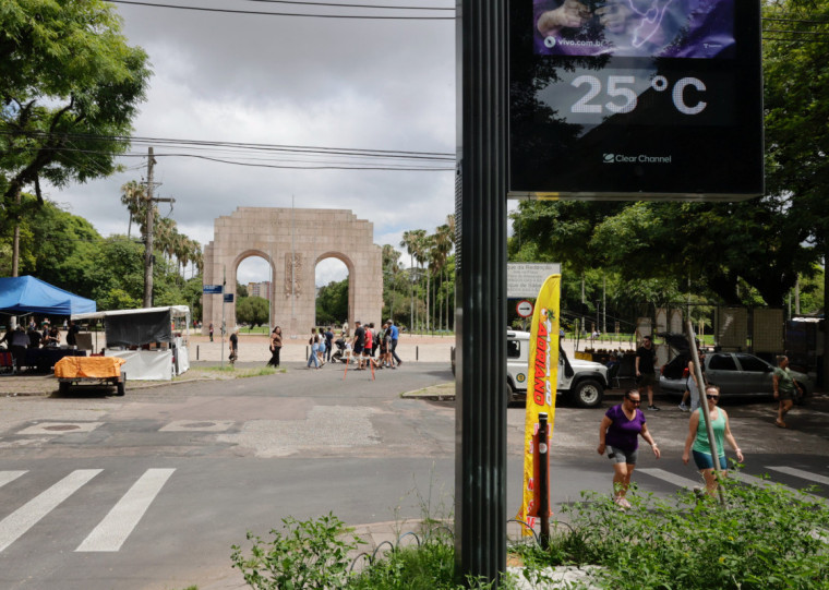 Último domingo de dezembro de 2024 foi marcado pela sensação de abafamento em Porto Alegre 