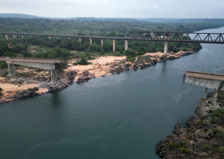 A ponte Juscelino Kubitschek, que liga o Tocantins ao Maranhão, caiu no dia 22 de dezembro
