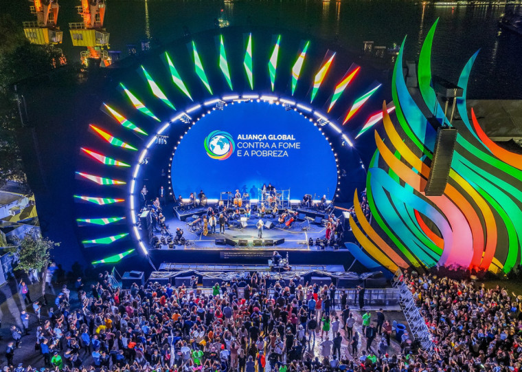 Emissora pública reúne especiais com astros da cultura nacional de diversos gêneros musicais