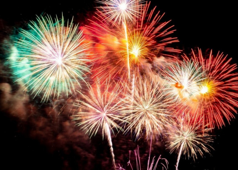 Foguetes e similares podem provocar acidentes ou gerar falta de energia para a população