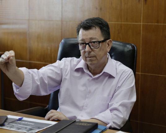 André Coronel busca melhor gestão para acelerar entregas