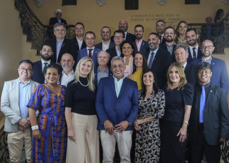 Cerimônia de posse dos secretários de Porto Alegre ocorreu no Paço Municipal