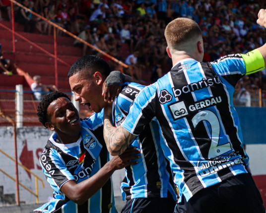 Grêmio e Juventude vencem, enquanto Inter e São José amargam derrotas na 1ª rodada da Copinha