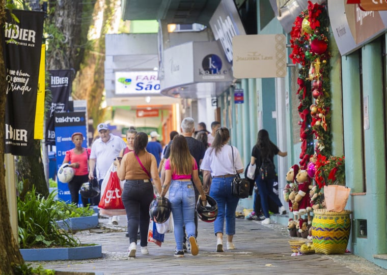 Em m&eacute;dia, comerciantes tiveram aumento de 5% na data este ano