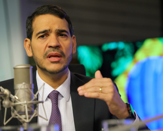 AGU diz que adotará medidas para garantir autonomia do Judiciário e critica punição a Moraes