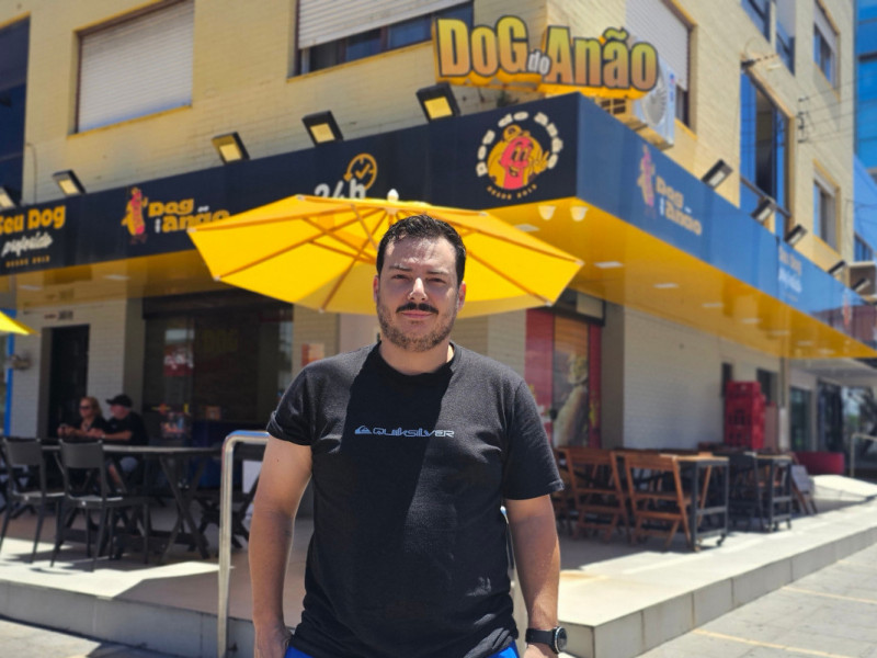 A unidade de Capão da Canoa do Dog do Anão opera 24 horas por dia e fica na avenida Paraguassu, nº 2.081 Foto: NATHAN LEMOS/JC