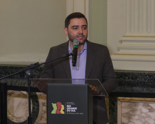 "Estamos aterrorizados", diz Gabriel Souza sobre os vetos ao Propag