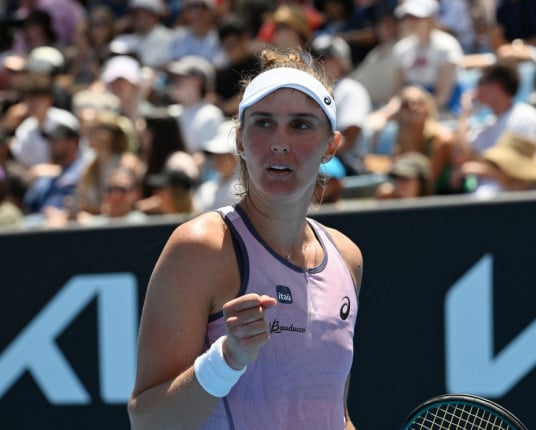 Bia Haddad vai à semifinal em Strasbourg e quebra jejum de oito meses