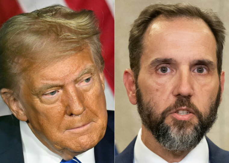 Trump rebateu as acusações e alegou, sem provas, que Smith teria destruído ilegalmente evidências de sua total inocência
