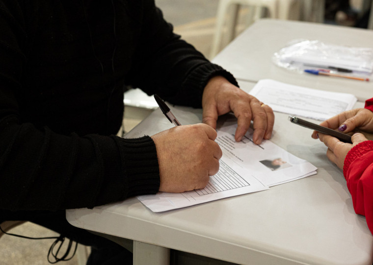 Candidatos devem comparecer ao local com um documento com foto