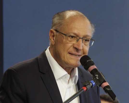Alckmin garante ressarcimento no próximo pagamento