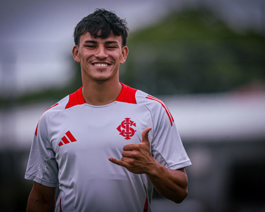 Bernabei treina pela primeira vez, mas não reforça o Inter contra o Guarany