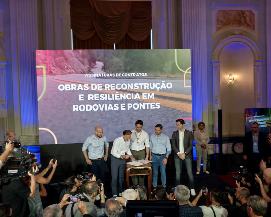 Governo investirá cerca de R$ 1,2 bilhão em rodovias e pontes afetadas pelas chuvas