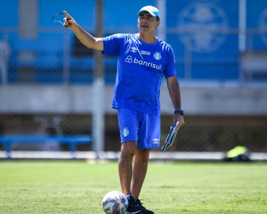 Grêmio encara o Brasil de Pelotas na estreia de Gustavo Quinteros