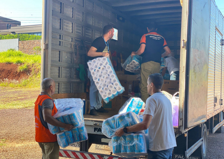 Mais de 3,5 toneladas foram coletadas e encaminhadas para pessoas atingidas na cidade de Itapema-SC