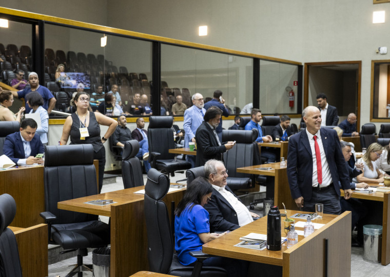 Três projetos enviados pelo Executivo serão debatidos 