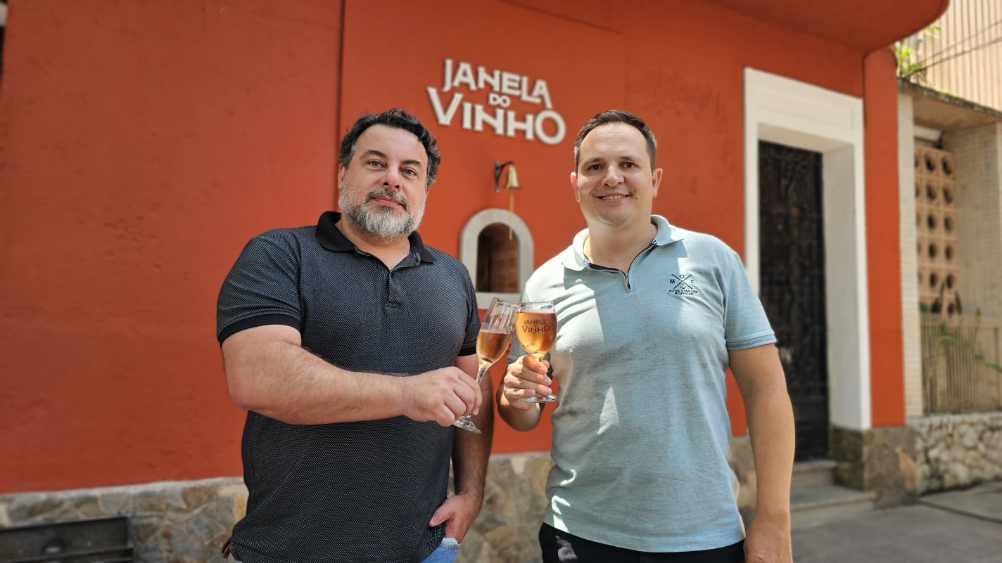 Charles Mendes e Piettro Kayser s&atilde;o s&oacute;cios da Janela do Vinho | NATHAN LEMOS/JC
