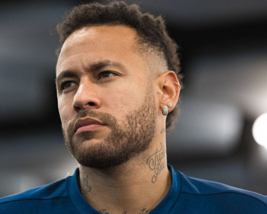 'Só o Santos pode me proporcionar o carinho de que preciso', diz Neymar