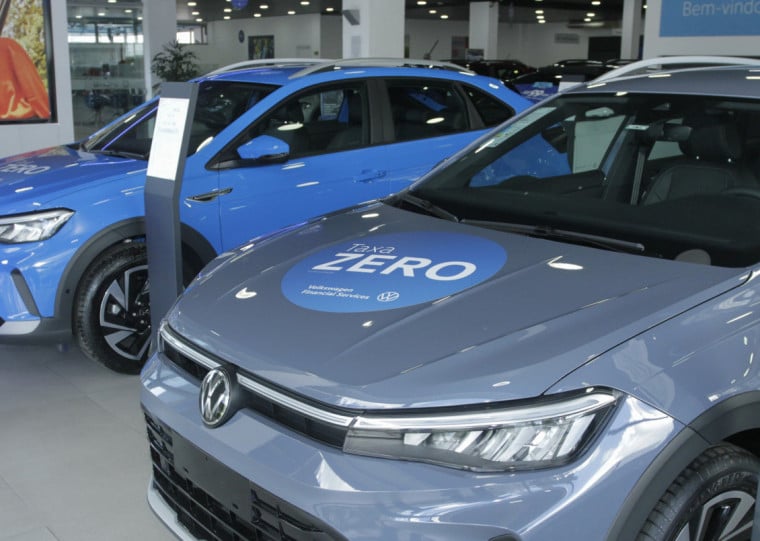 Foram comercializadas 15.230 unidades, o que representa retração de 16,76% em relação a outubro