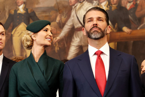 Trump Jr. diz que corte em ONGs faz esquerda perder eleições