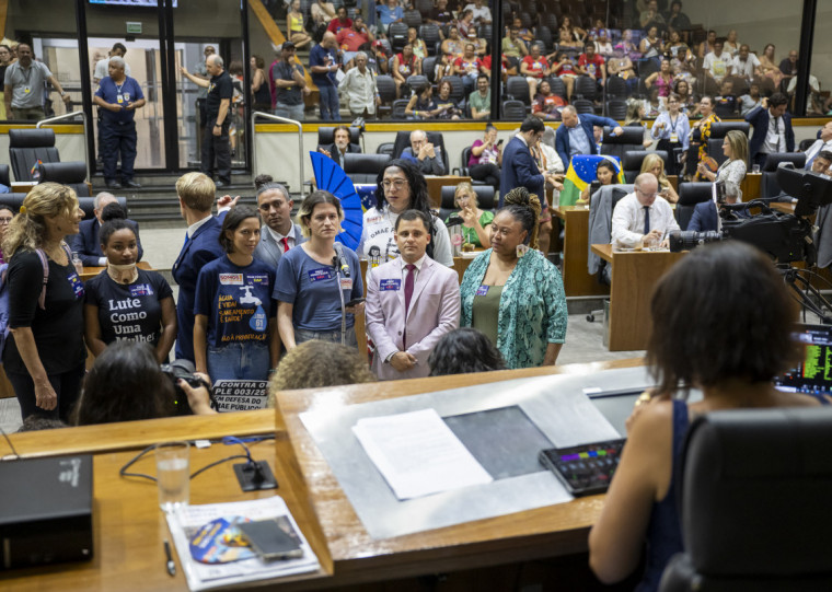 Conquista de liminar judicial acirrou os ânimos entre parlamentares