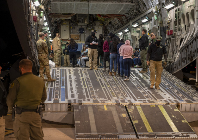 Colômbia argumenta que imigrantes devem ser tratado com dignidade