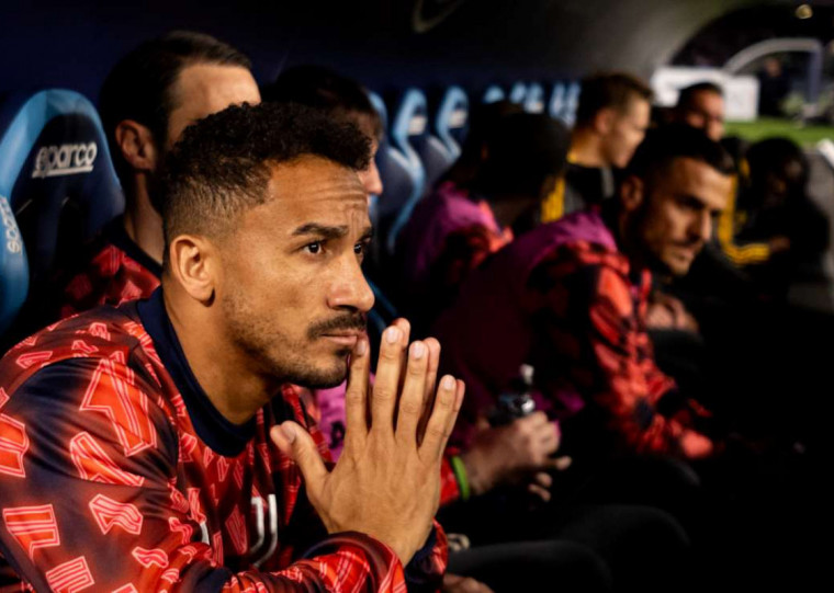 Defensor chega para atuar como zagueiro e lateral-direito no Rubro-Negro