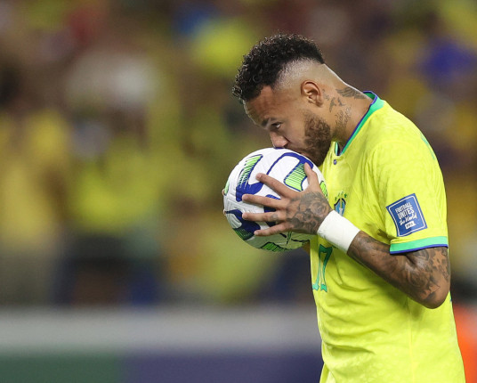 Anunciado pelo Santos, Neymar encara projeto para ir à Copa do Mundo em 2026