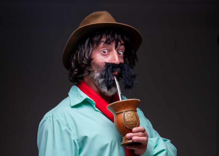 Personagem querido dos fãs, Gaudêncio conduz o humor em sessões de terça (28) a quinta-feira (30)