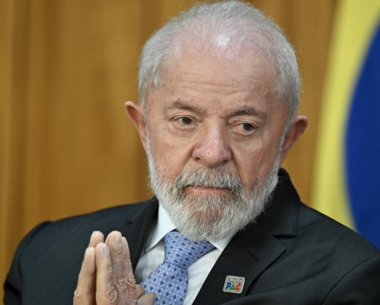 Pesquisa Ipec aponta que 62% acham que Lula não deveria se candidatar à reeleição