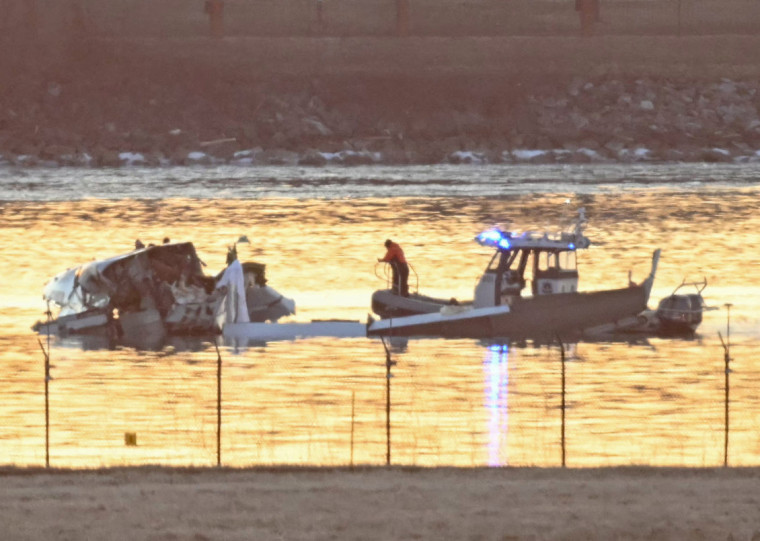 Ao menos 30 corpos já haviam sido recuperados das águas