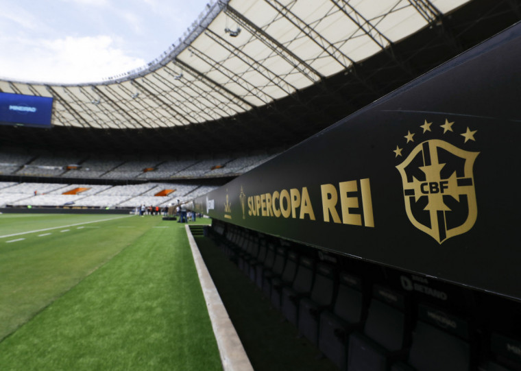 Supercopa será decidia por Flamengo e Botafogo neste domingo (2), às 16h