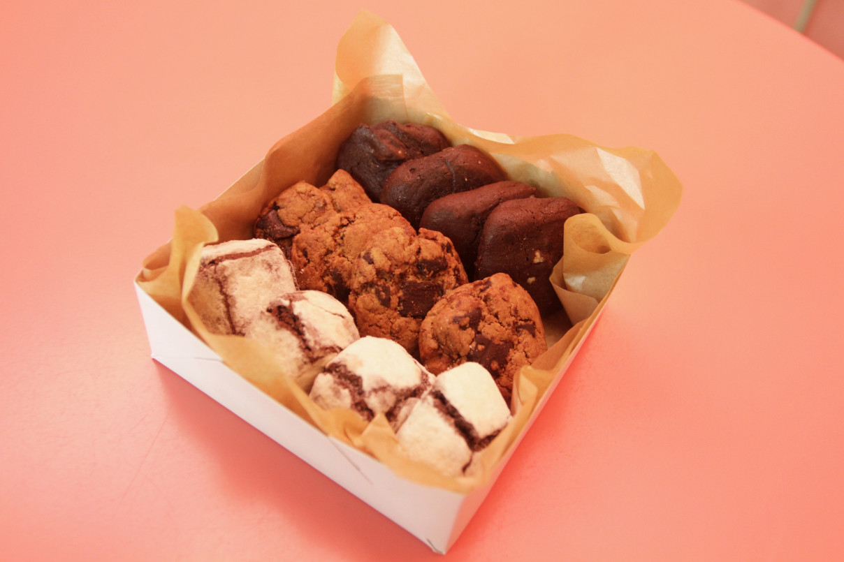 As caixas de presente estão disponíveis à pronta entrega - com os produtos do dia - ou por encomenda para kits personalizados | EVANDRO OLIVEIRA/JC