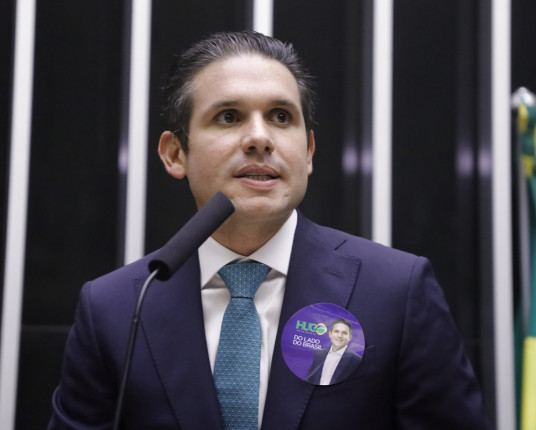 Hugo Motta é eleito presidente da Câmara com apoio de governistas e opositores