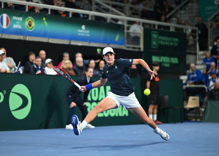 No sábado (1º), o jovem João Fonseca foi superado por Ugo Humbert no simples
