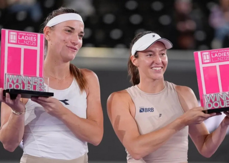 A brasileira possui, agora, dez títulos no circuito da WTA