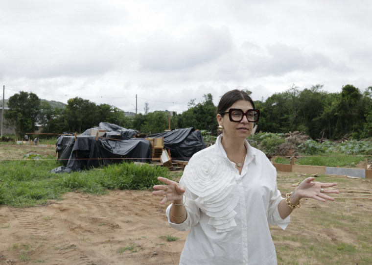 Aline Colombo, presidente da Associação do Comércio e Indústria da Restinga, diz que áreas precisam de melhorias