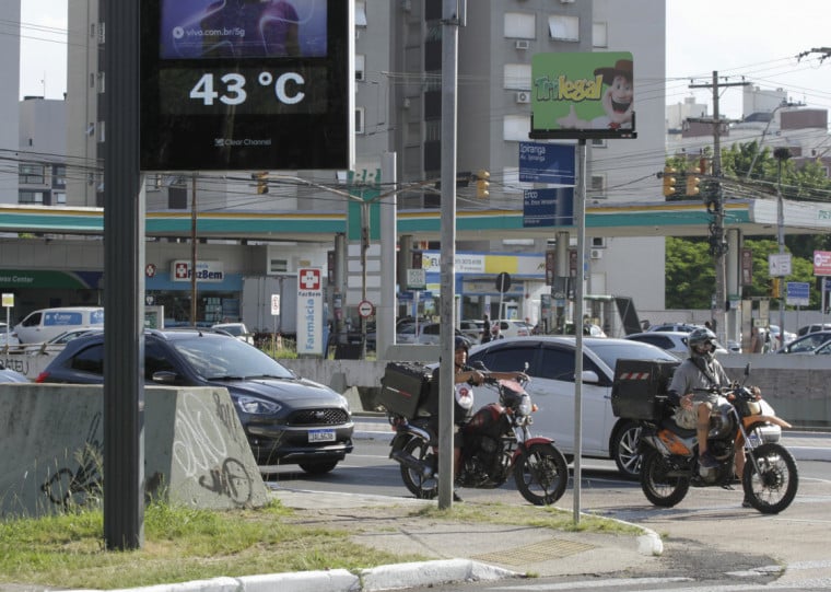 Porto Alegre registrou 37°C, mas no termômetro a sensação foi maior 