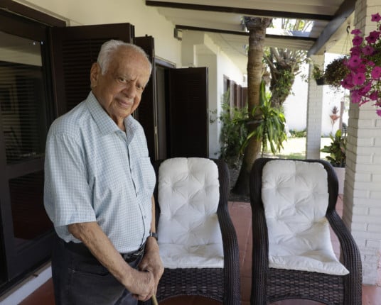 Melo e Gabriel Souza precisam somar, diz Pedro Simon