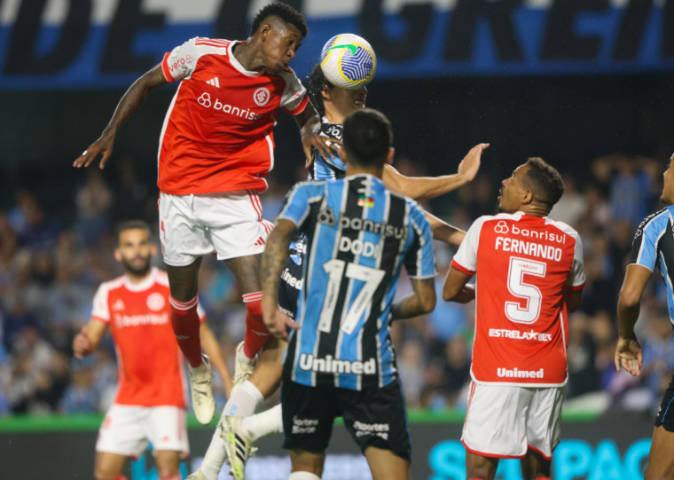 Para a disputa, os dois times chegam líderes de seus respectivos grupos