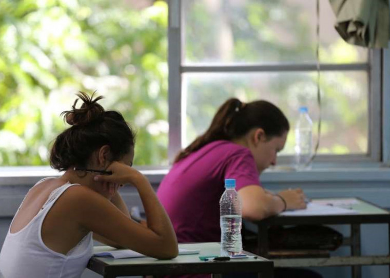 Falta de infraestrutura são algumas das reclamações dos educadores