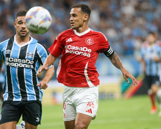 Gre-Nal 444: Inter e Grêmio empatam por 1 a 1 no primeiro clássico da temporada