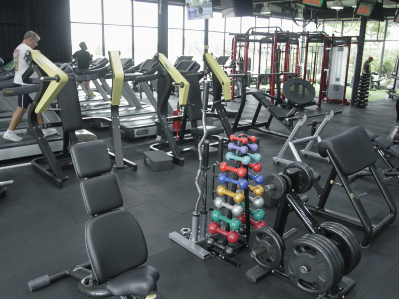 O espa&ccedil;o foi planejado com janelas e luz natural, para proporcionar um ambiente aconchegante para os alunos Foto: EVANDRO OLIVEIRA/JC