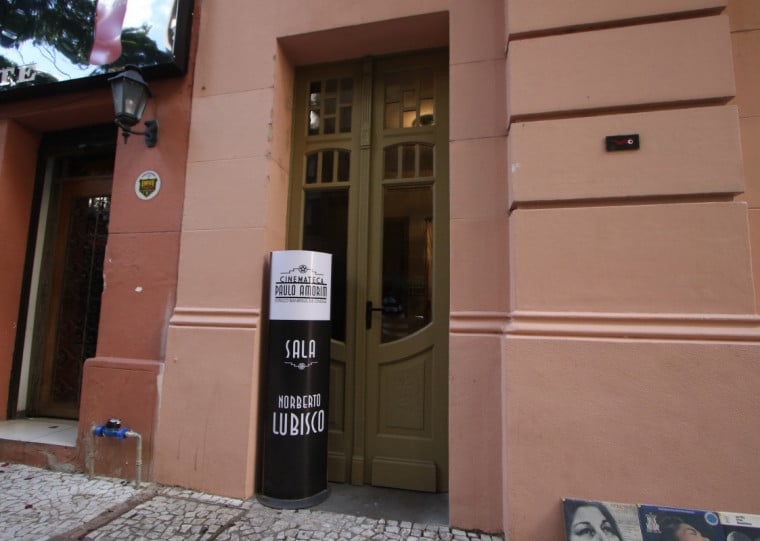 Em paralelo, em 2025 foram produzidos oficialmente 3.979 filmes brasileiros, consolidando crescimento na produção audiovisual